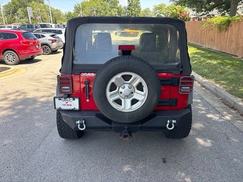 Used 2012 Jeep Wrangler Sport AWD/4WD image 4