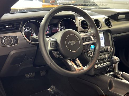 Used 2019 Ford Mustang Coupe w/ Equipment Group 101A RWD image 23