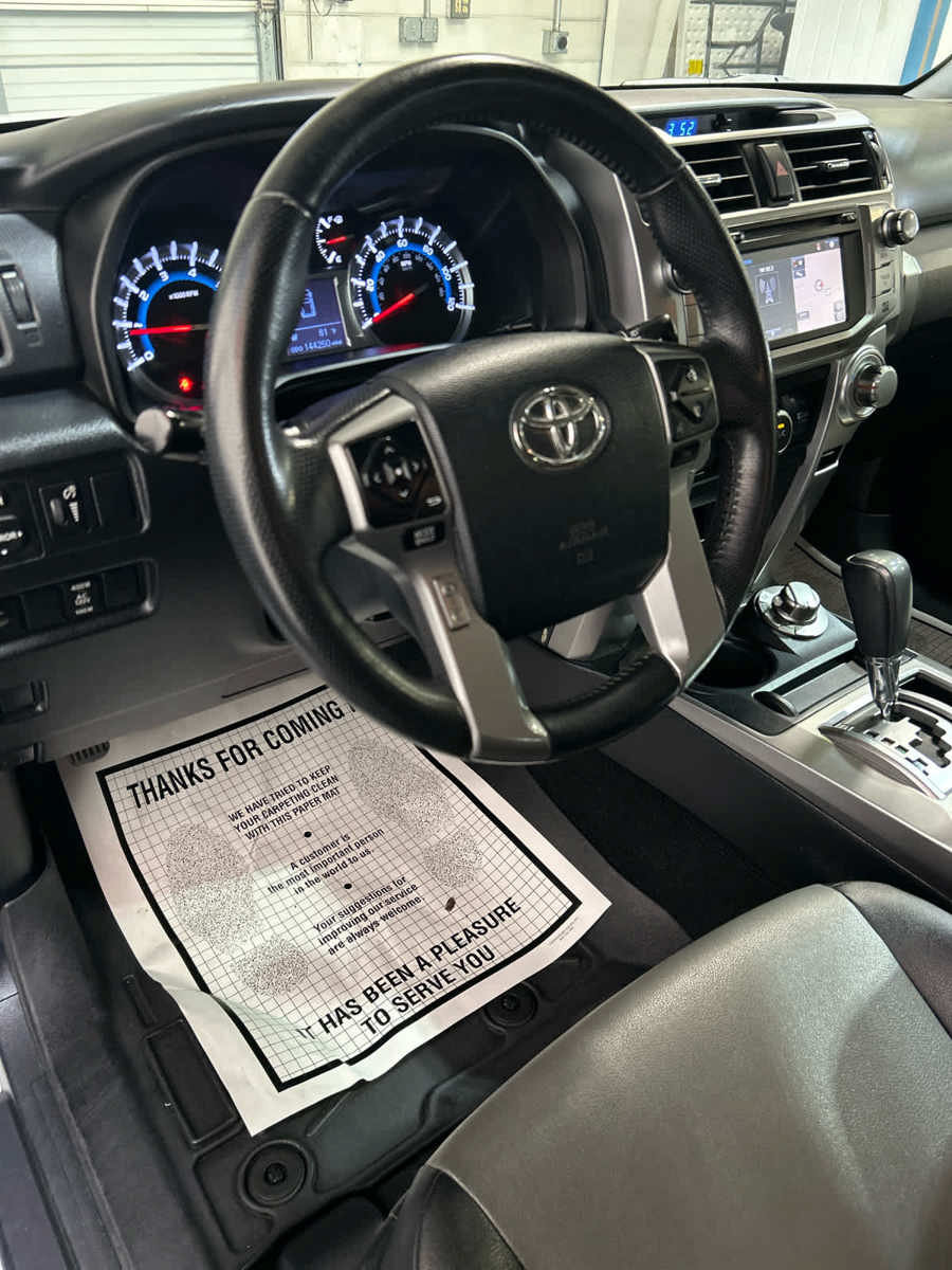 Used 2014 Toyota 4Runner SR5 Premium AWD/4WD image 24