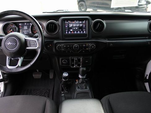 Used 2020 Jeep Gladiator Sport w/ Quick Order Package 24S image 17