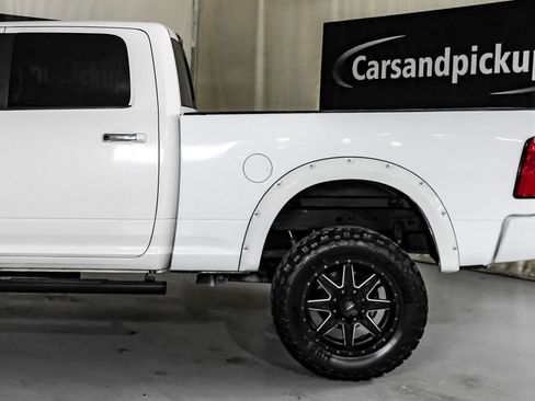 Used 2017 RAM 2500 SLT image 12