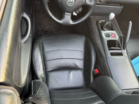 Used 2001 Honda S2000 image 6