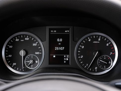 Used 2023 Mercedes-Benz Metris image 15