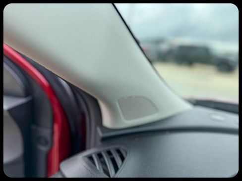 Used 2024 Nissan Kicks SV FWD image 29