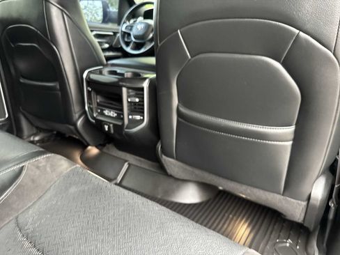 Used 2021 RAM 1500 Laramie AWD/4WD image 15