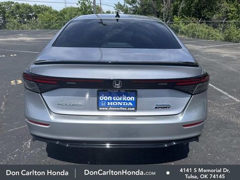 Used 2023 Honda Accord Sport image 5