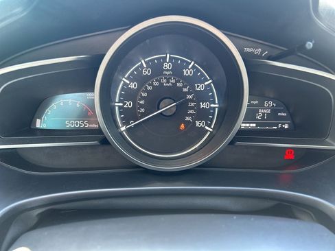 Used 2018 MAZDA MAZDA3 Touring FWD image 13