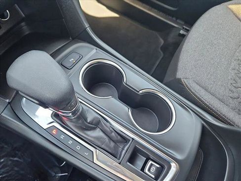 Used 2024 Chevrolet Equinox LT image 12