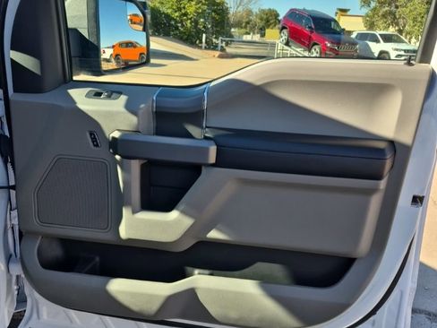 Used 2020 Ford F150 XLT w/ XTR Package image 17