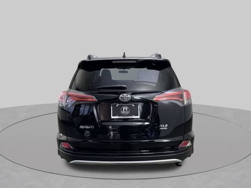 Used 2016 Toyota RAV4 XLE AWD/4WD image 32