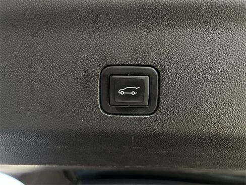 Used 2023 GMC Yukon XL Denali w/ LPO, Floor Liner Package image 34