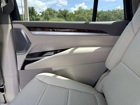 New 2026 Cadillac Escalade Platinum Sport w/ LPO, Floor Liner Package AWD/4WD image 15