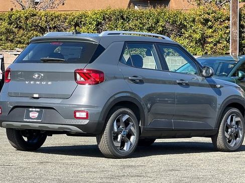 New 2026 Hyundai Venue SEL image 6