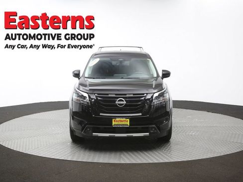Used 2023 Nissan Pathfinder SL w/ Lighting Package (N92) AWD/4WD image 53