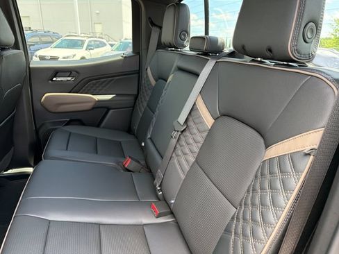 New 2026 GMC Canyon Denali AWD/4WD image 22