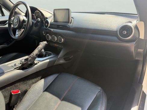 Used 2016 MAZDA MX-5 Miata Grand Touring RWD image 14