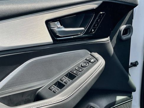 Used 2025 Acura MDX FWD w/ Technology Package image 18