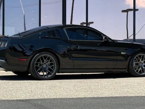 Used 2012 Ford Mustang GT RWD image 12