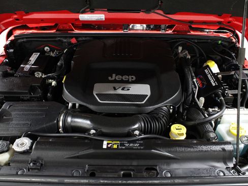 Used 2017 Jeep Wrangler Rubicon image 33