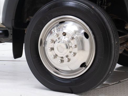 Used 2018 Ford F550 4x4 Regular Cab Super Duty image 56