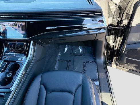 Used 2025 Audi Q7 Premium Plus image 18