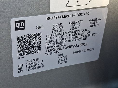 Used 2023 GMC Acadia AT4 w/ Technology Package AWD/4WD image 32