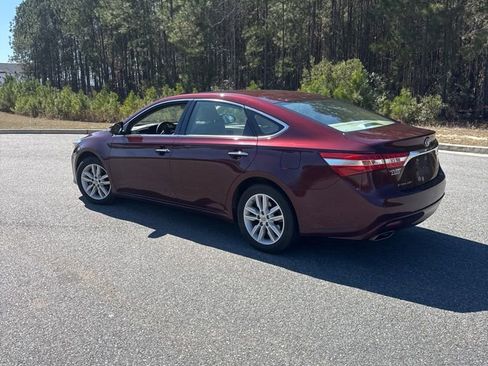 Used 2014 Toyota Avalon XLE image 4