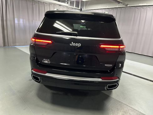 Used 2023 Jeep Grand Cherokee L Summit w/ Advanced Protech Group IV AWD/4WD image 6