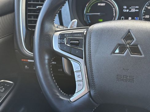 Used 2020 Mitsubishi Outlander GT image 22
