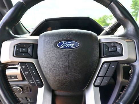 Used 2020 Ford F450 Platinum w/ FX4 Off-Road Package image 32