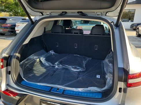 New 2026 Genesis GV70 2.5T Select image 4