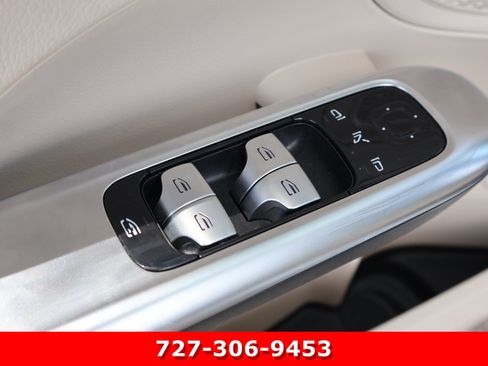 Certified 2022 Mercedes-Benz C 300 Sedan image 17