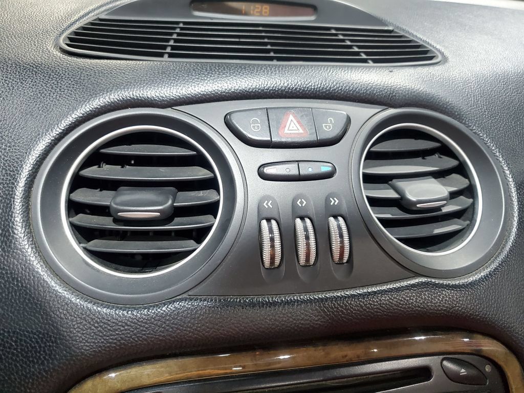 Used 2003 Mercedes-Benz SL 55 AMG image 23
