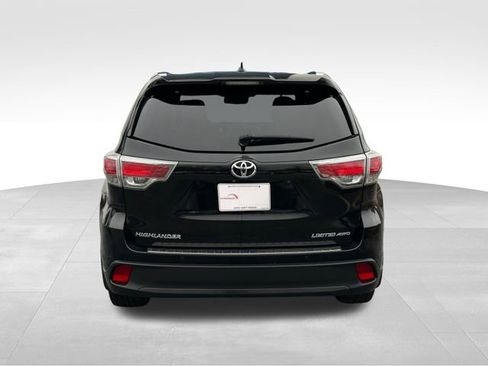 Used 2016 Toyota Highlander Limited Platinum image 4