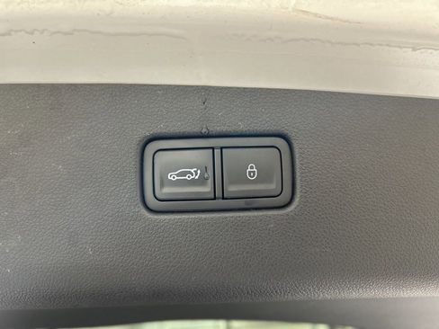 Used 2022 Genesis GV70 2.5T image 27