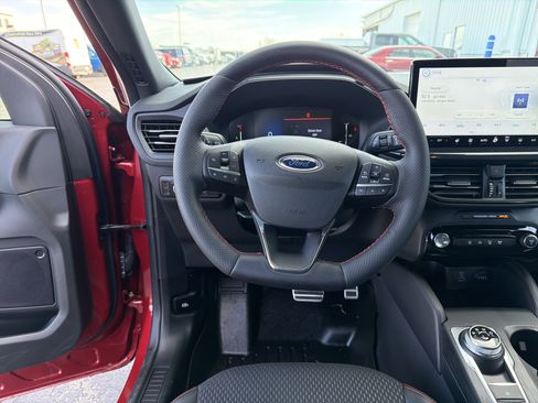 Certified 2023 Ford Escape ST-Line w/ Tech Pack #1 image 25