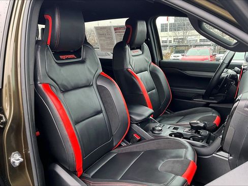 Used 2025 Ford Ranger Raptor image 7