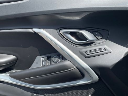 Used 2018 Chevrolet Camaro SS RWD image 24
