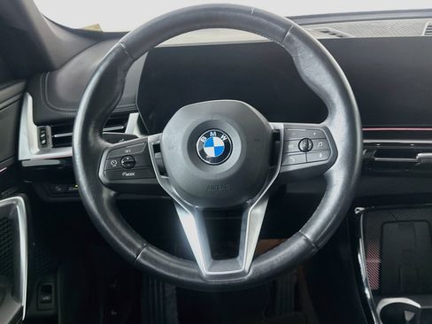 Used 2025 BMW X1 xDrive28i AWD/4WD image 18