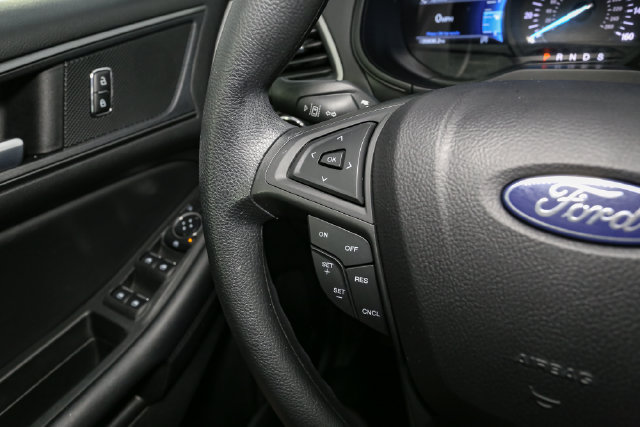 Used 2023 Ford Edge SE w/ Black Appearance Package AWD/4WD image 26