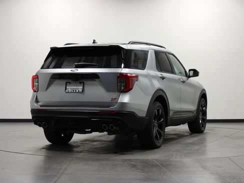 Used 2024 Ford Explorer ST w/ Equipment Group 401A image 4