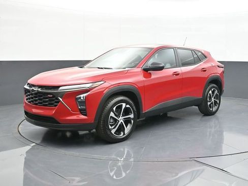 New 2026 Chevrolet Trax RS w/ Driver Confidence Package FWD image 4