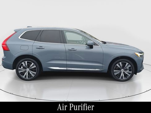 Used 2022 Volvo XC60 T8 Inscription w/ Advanced Package image 4