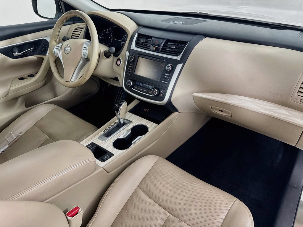 Used 2017 Nissan Altima 2.5 SL w/ 2.5 Technology Package FWD image 37