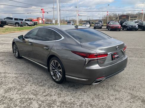 Used 2020 Lexus LS 500 w/ Interior Upgrade Package image 5