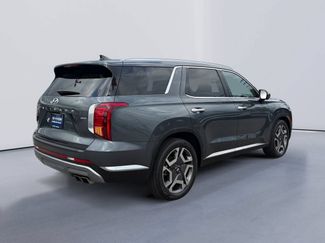 Used 2023 Hyundai Palisade Limited w/ Cargo Package AWD/4WD video 3