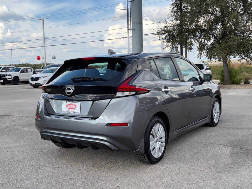 Used 2025 Nissan Leaf S w/ Protection Package FWD image 5