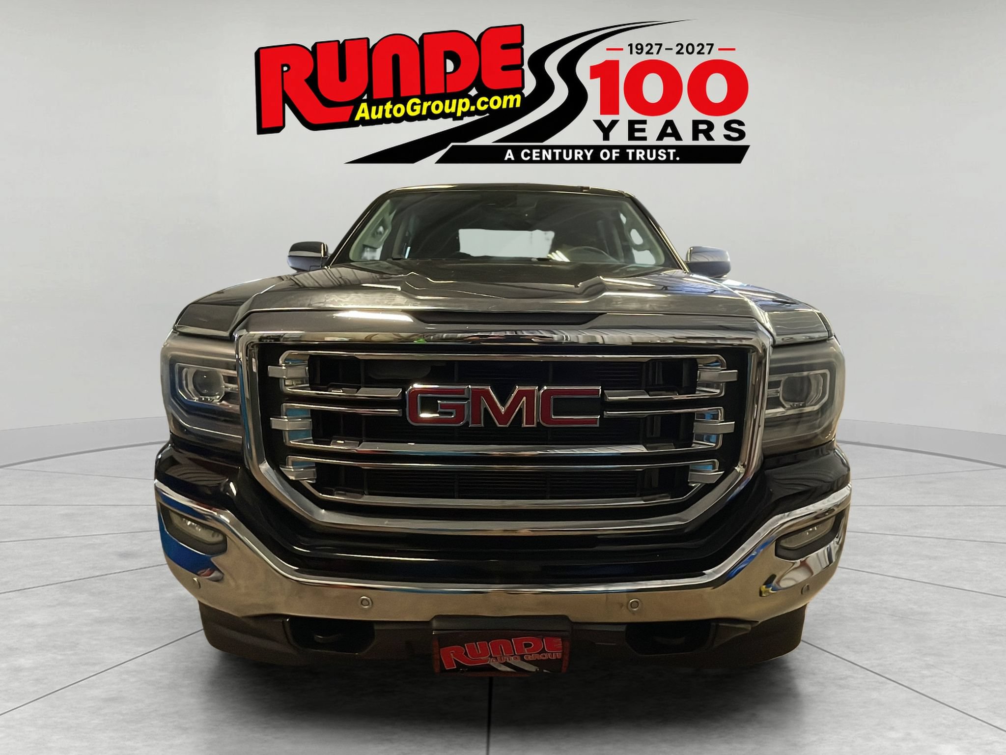 Used 2016 GMC Sierra 1500 SLT w/ Enhanced Driver Alert Package AWD/4WD image 8