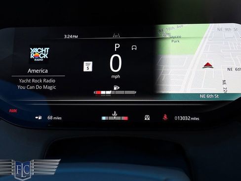 Used 2024 Land Rover Range Rover SV image 59