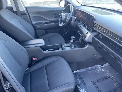 Used 2025 Hyundai Kona SEL image 17
